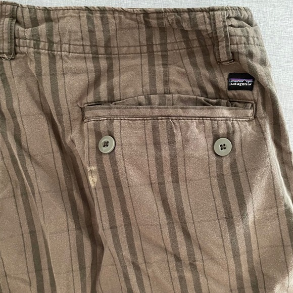 Patagonia Organic Cotton Striped Cargo Shorts Men's Size 36 Brown - Picture 12 of 13